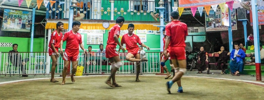 Chinlon- le sport national de la Birmanie