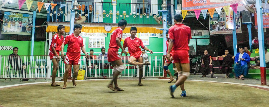 Chinlon- le sport national de la Birmanie