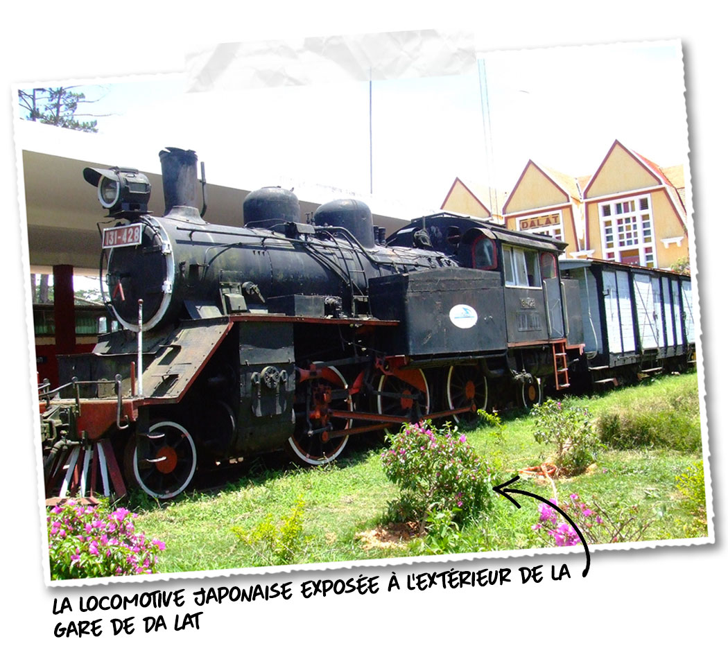 Locomotive exposée à la gare de Da Lat