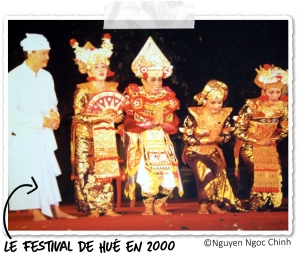 Le festival de Hué en 2000
